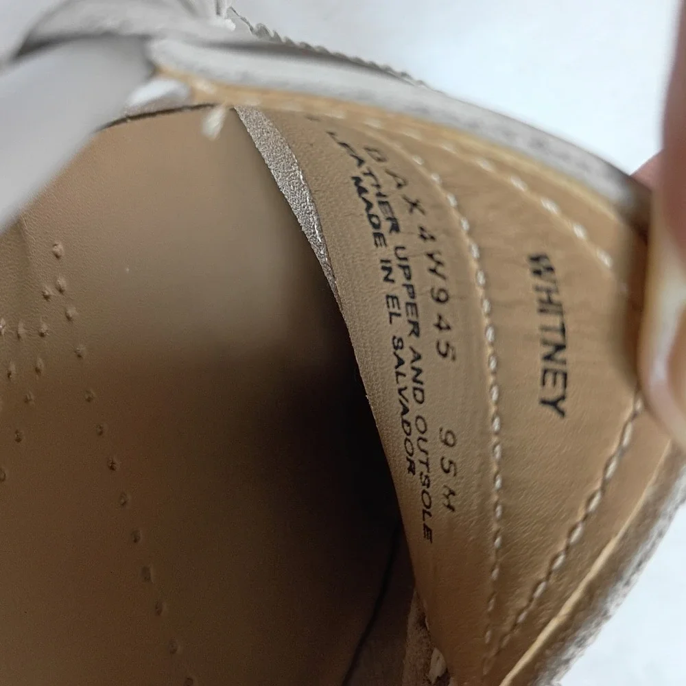 GH Bass Whitney Weejuns Womens Penny Loafers Sand Leather 9.5M BAX4W945 - Picture 8 of 8
